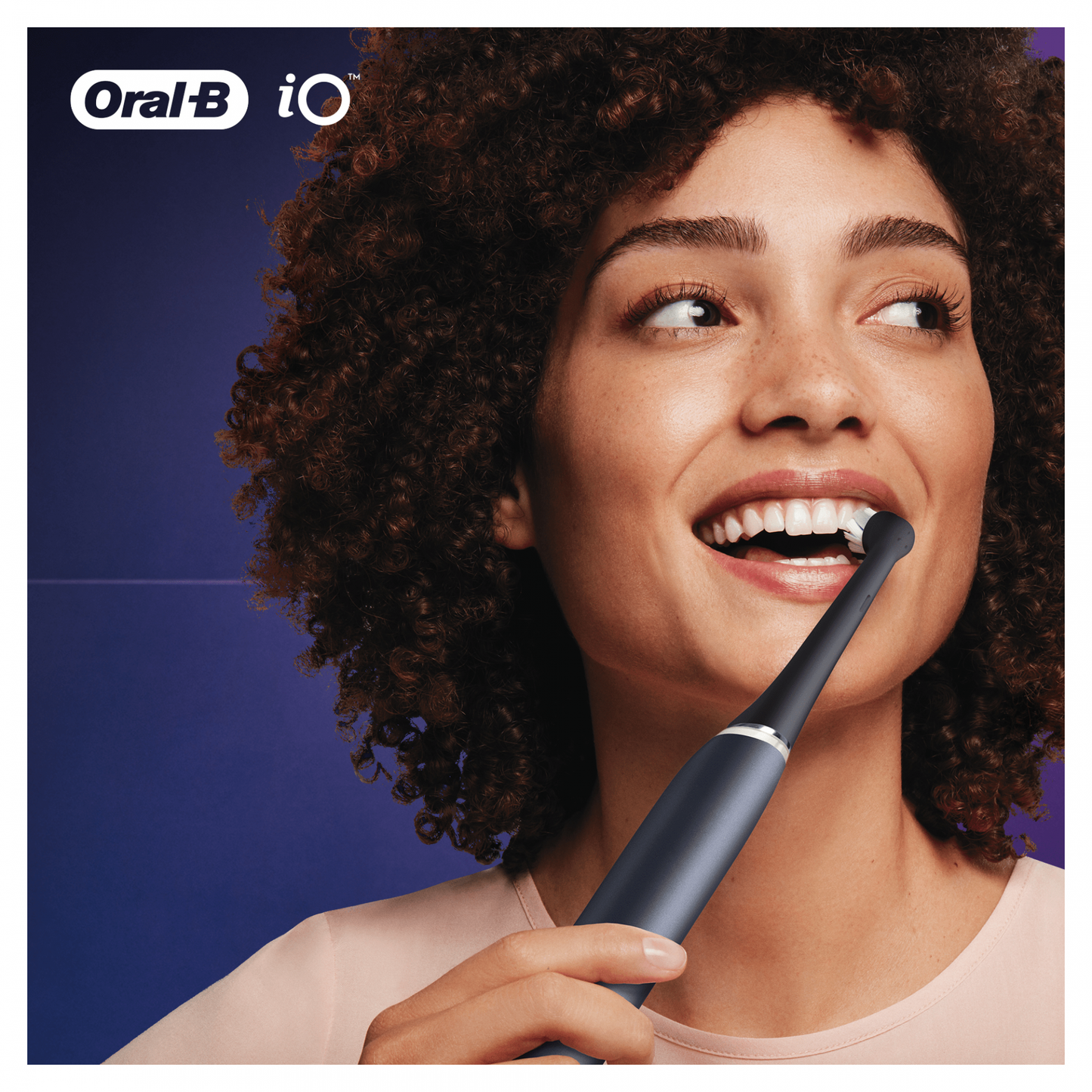 Oral-B Spazzolino Elettrico iO 10 Nero + Oral-B Dentifricio Gengive & Smalto 75ml
